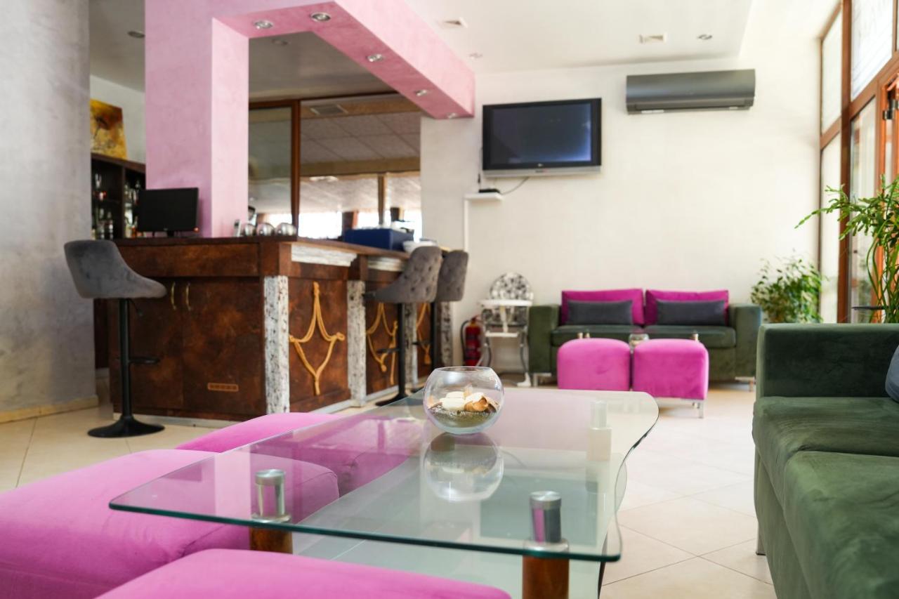 Akladi Family Hotel Черноморец Экстерьер фото