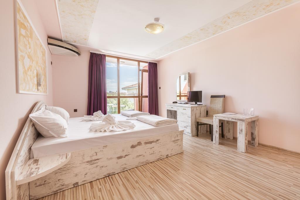 Akladi Family Hotel Черноморец Экстерьер фото